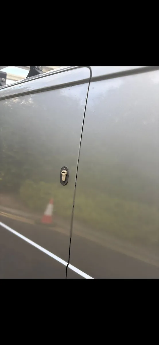 Vaxhaull vivaro 2020 - Image 2