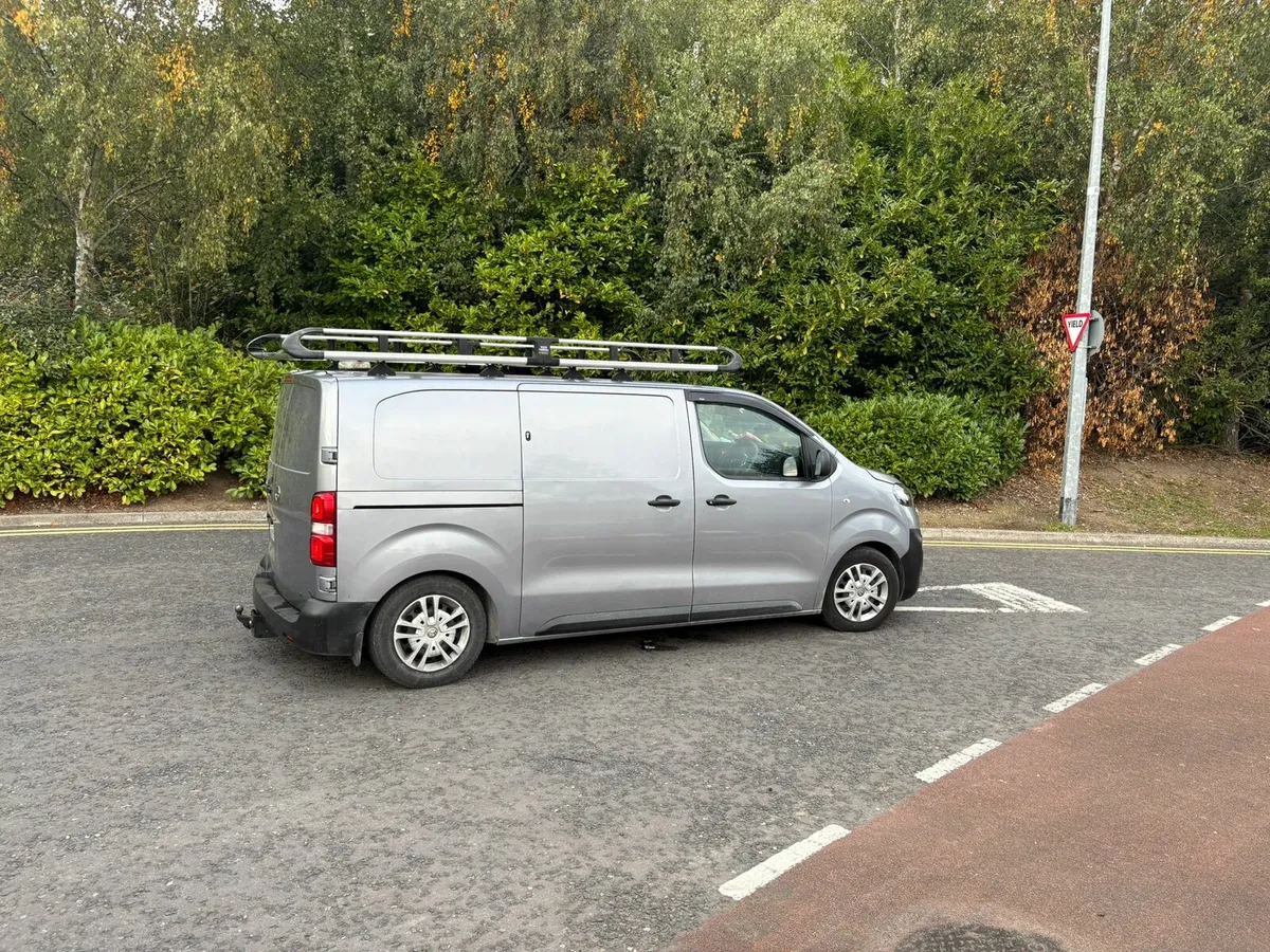 Vaxhaull vivaro 2020 - Image 4