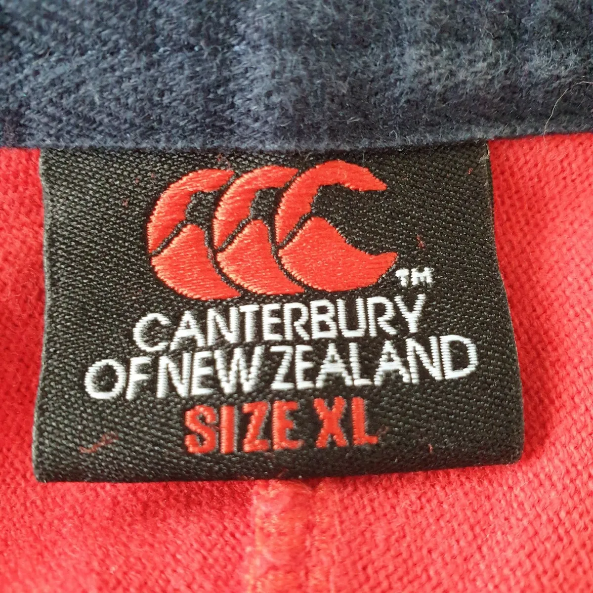 Munster rugby 2005/6 home jersey XL - Image 4