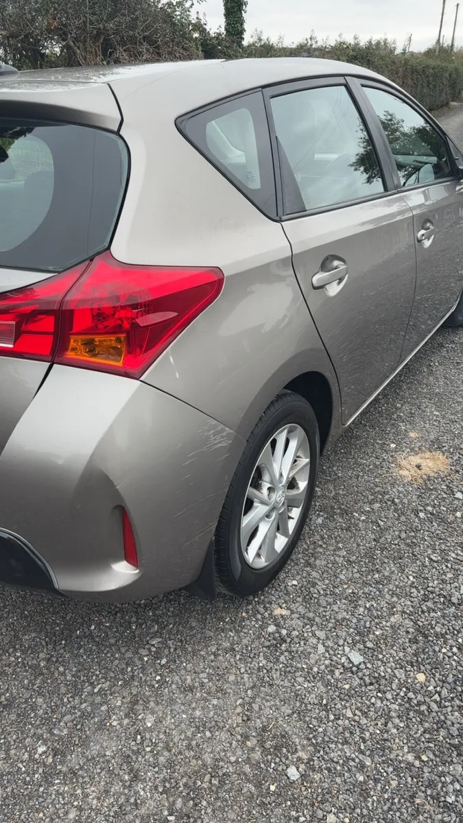 Toyota Auris - Image 4