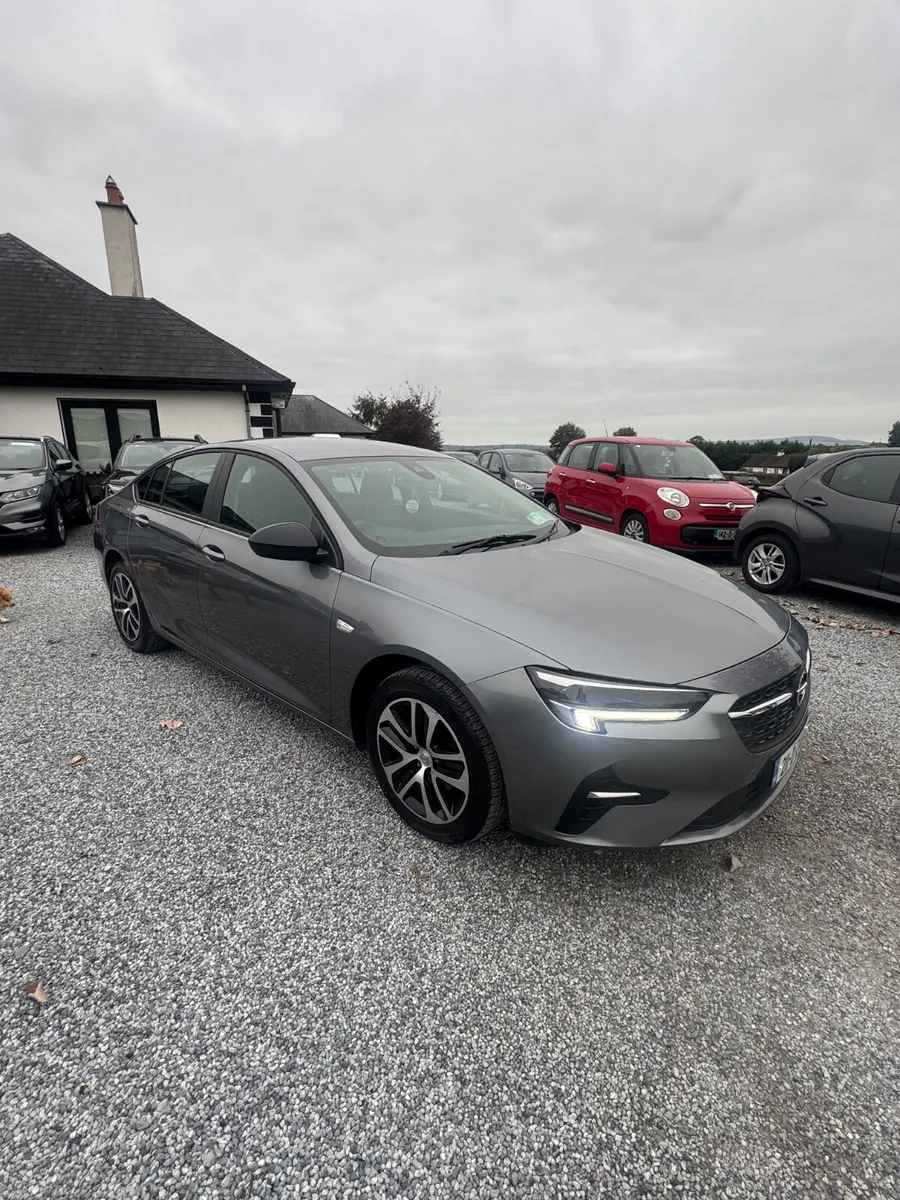Opel Insignia 2021 - Image 1