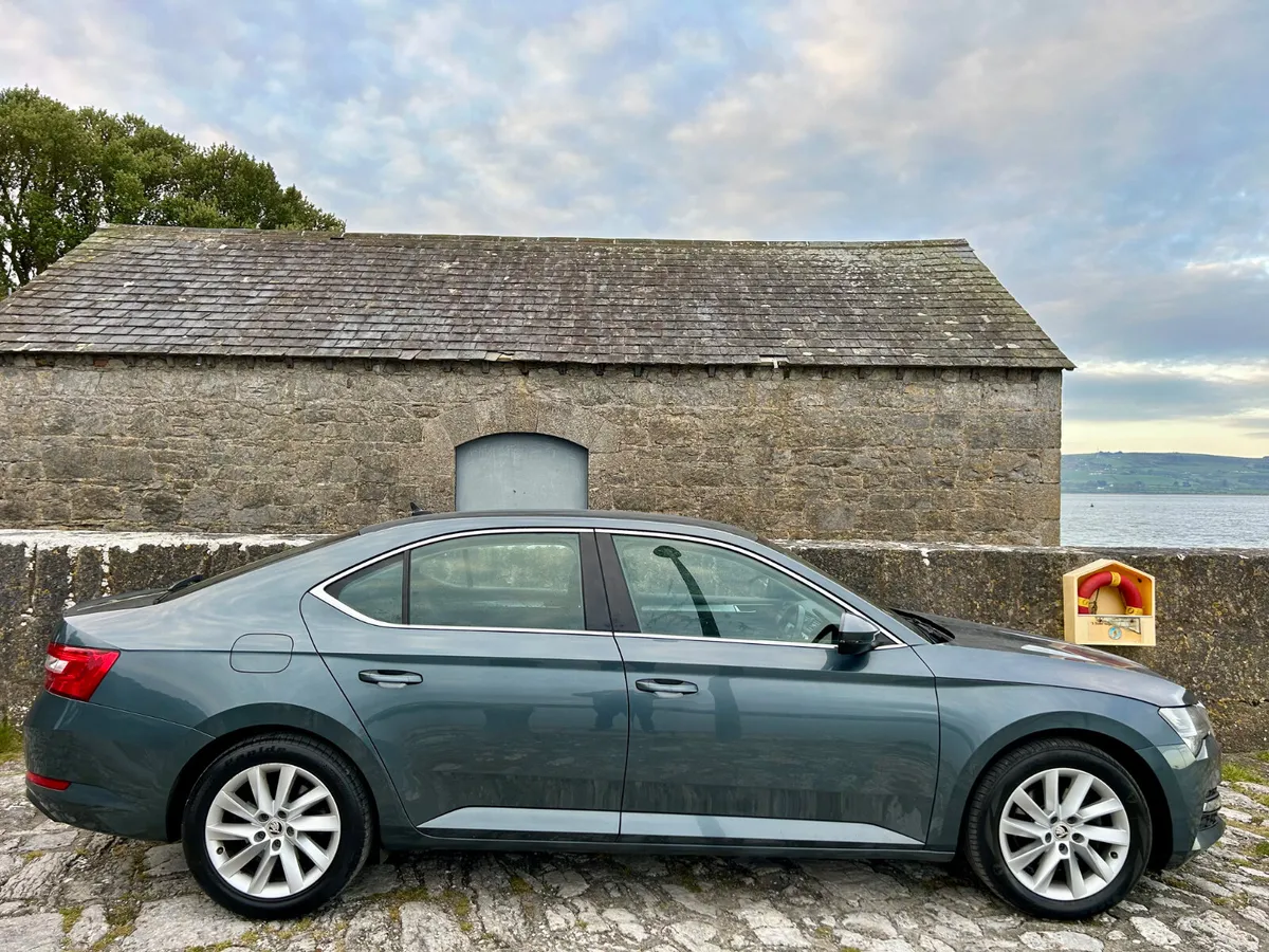 2021 Skoda Superb 2.0 Ambition - Image 3