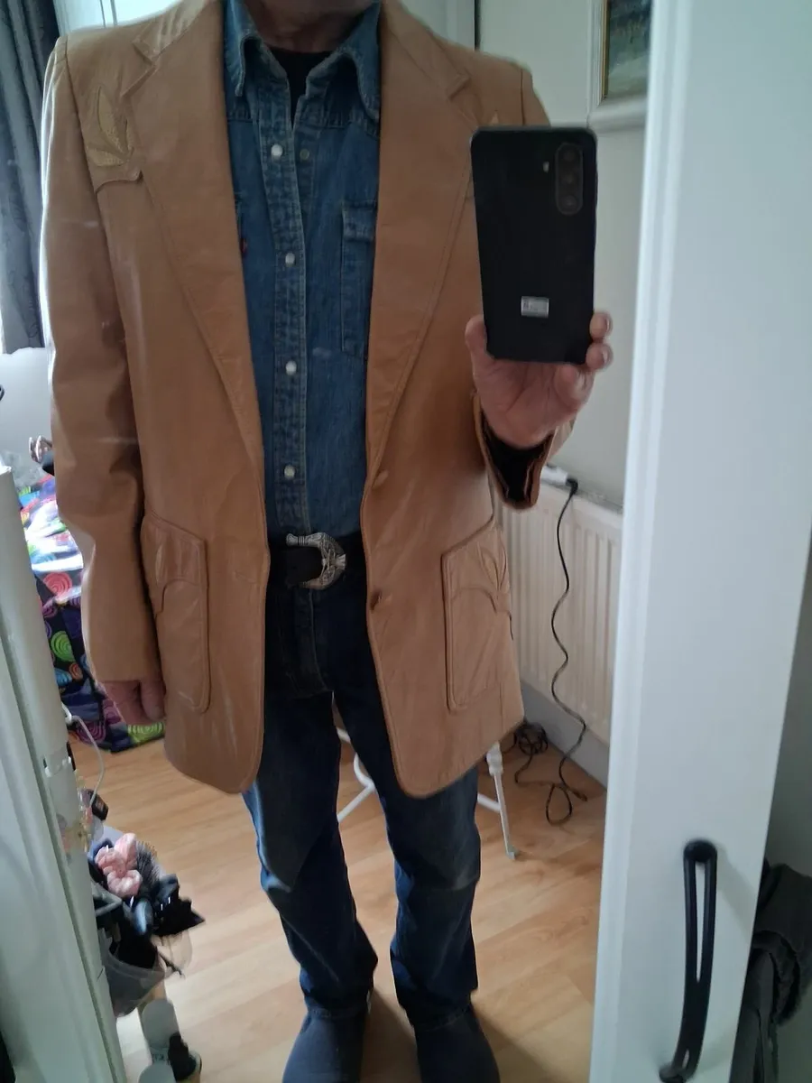 Leather Jacket and shirt - Image 3