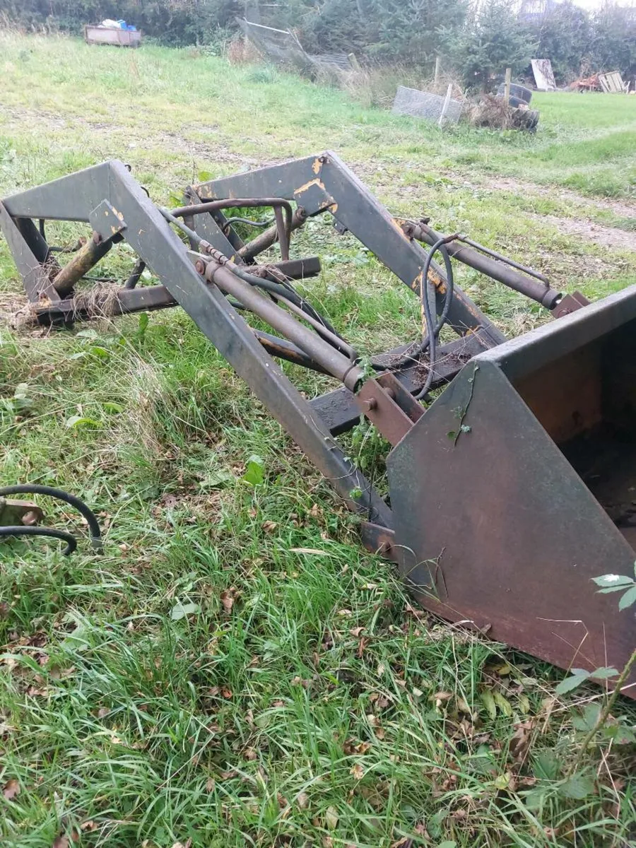 Front loader - Image 4
