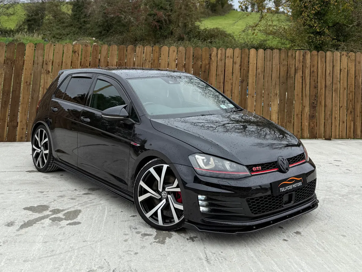 VOLKSWAGEN GOLF GTI 2014 - Image 4