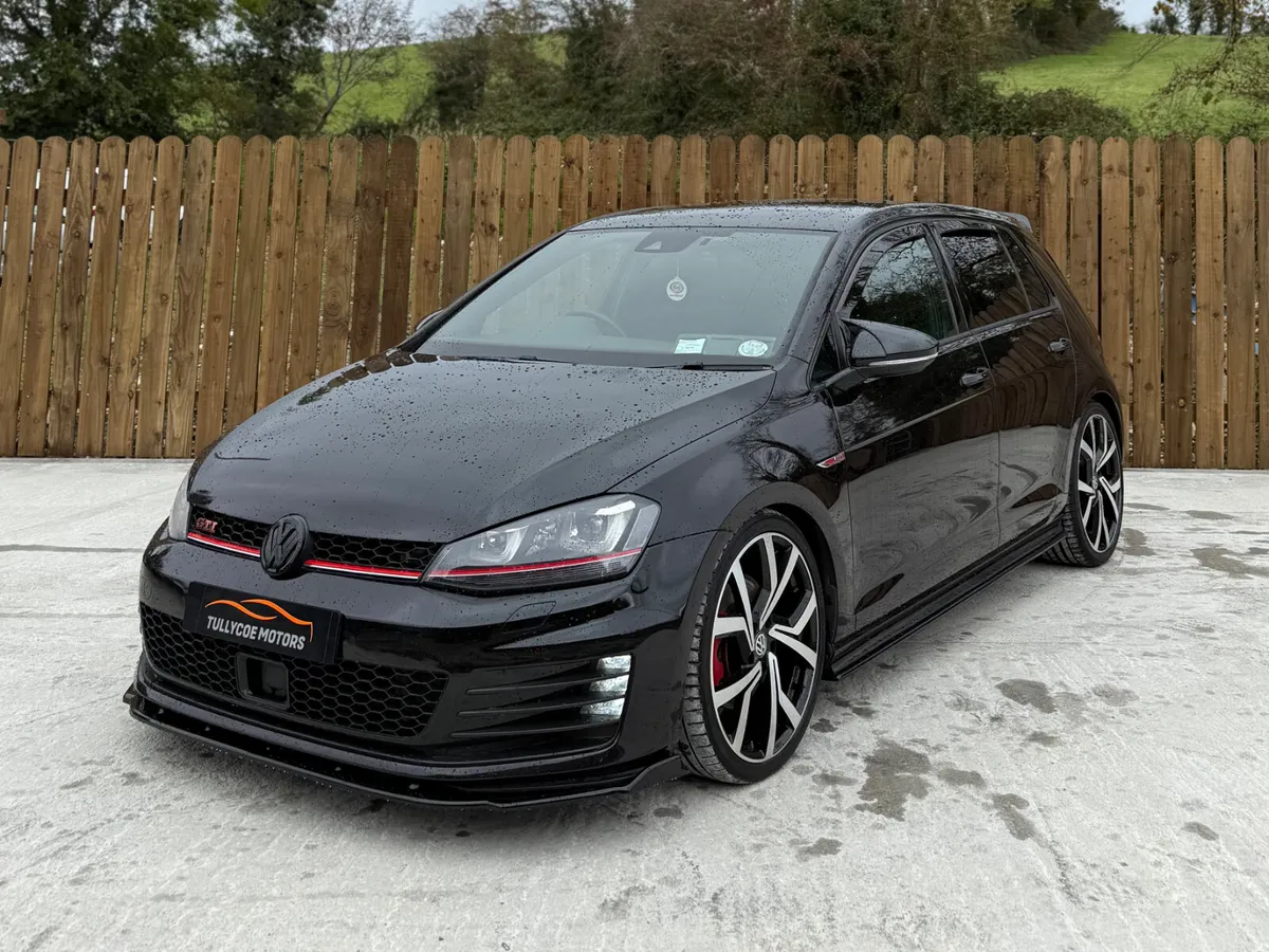 VOLKSWAGEN GOLF GTI 2014 - Image 2