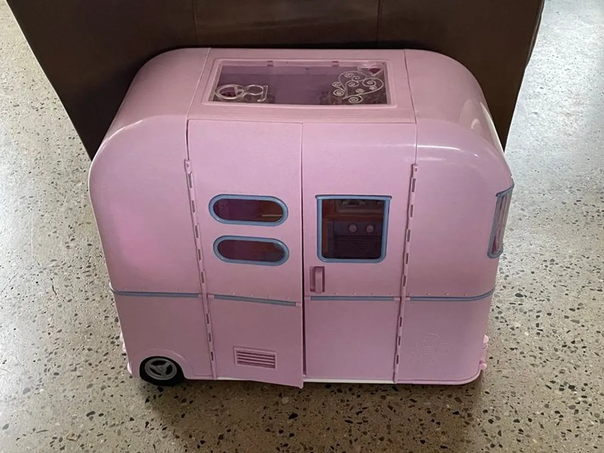 Our Generation Caravan, Dolls & Accessories - Image 1