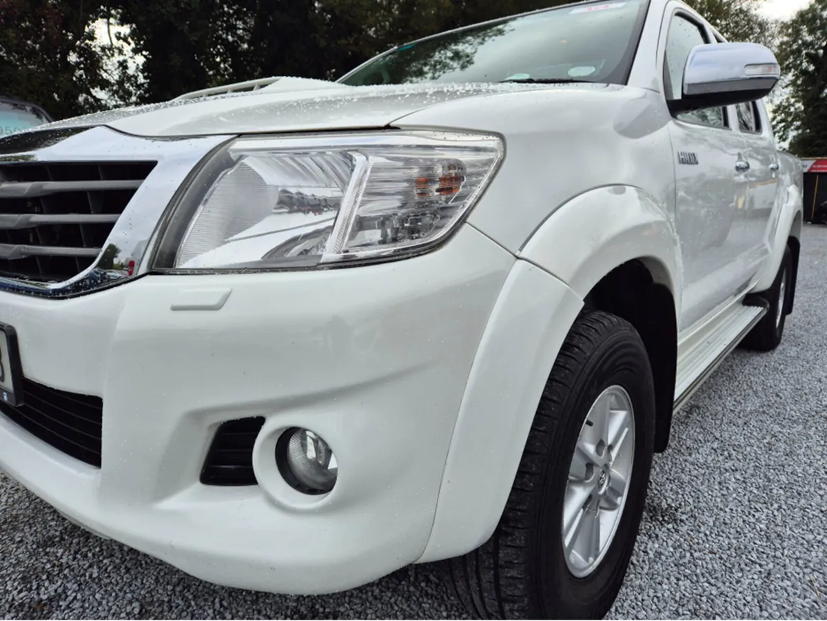 Toyota Hilux 2.5 D-4D ICON 4WD €19950 inc vat - Image 2