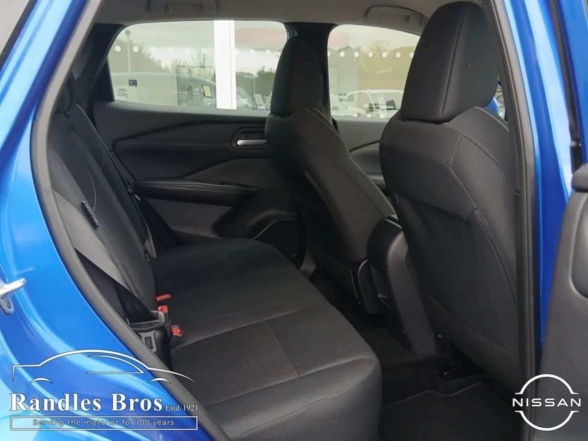 Nissan QASHQAI 1.3 PET Mild Hybrid SV - Image 4