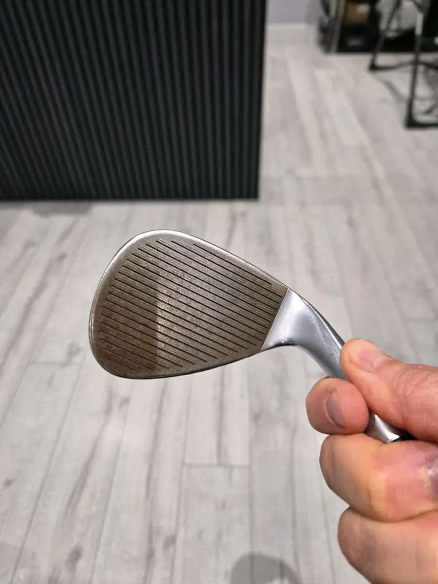 Left handed taylormade 54deg high toe wedge - Image 2