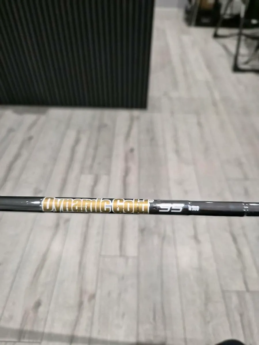 Left handed taylormade 54deg high toe wedge - Image 4