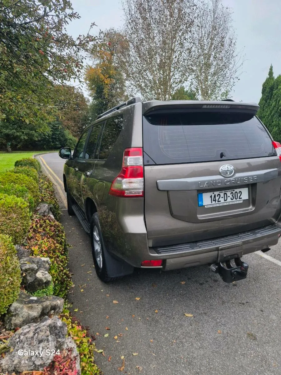 Toyota  landcruiser  LWB  Business  Class - Image 4