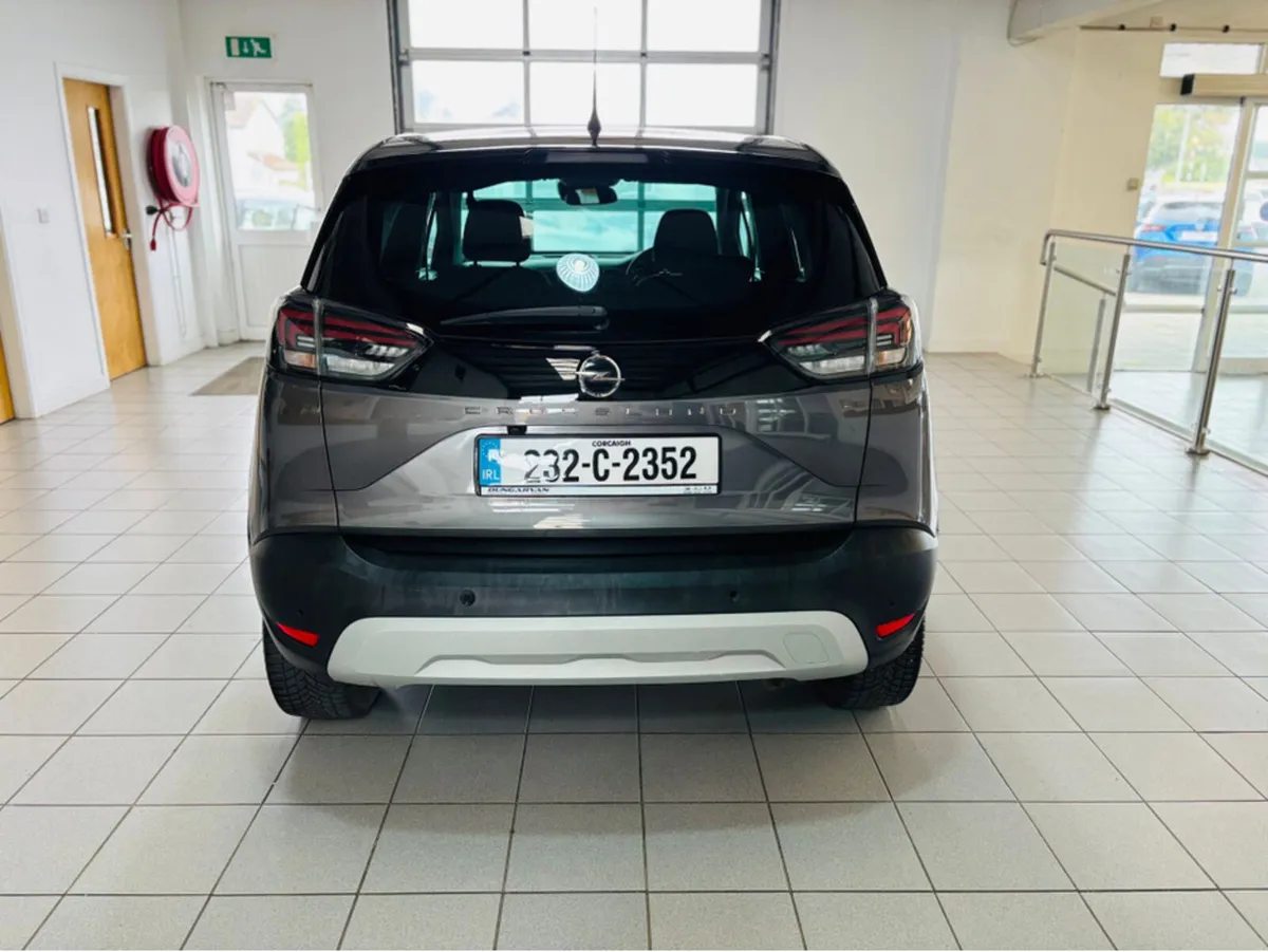 Opel Crossland SPORT 1.2 110PS -PET -PET-6SP 4DR X - Image 4