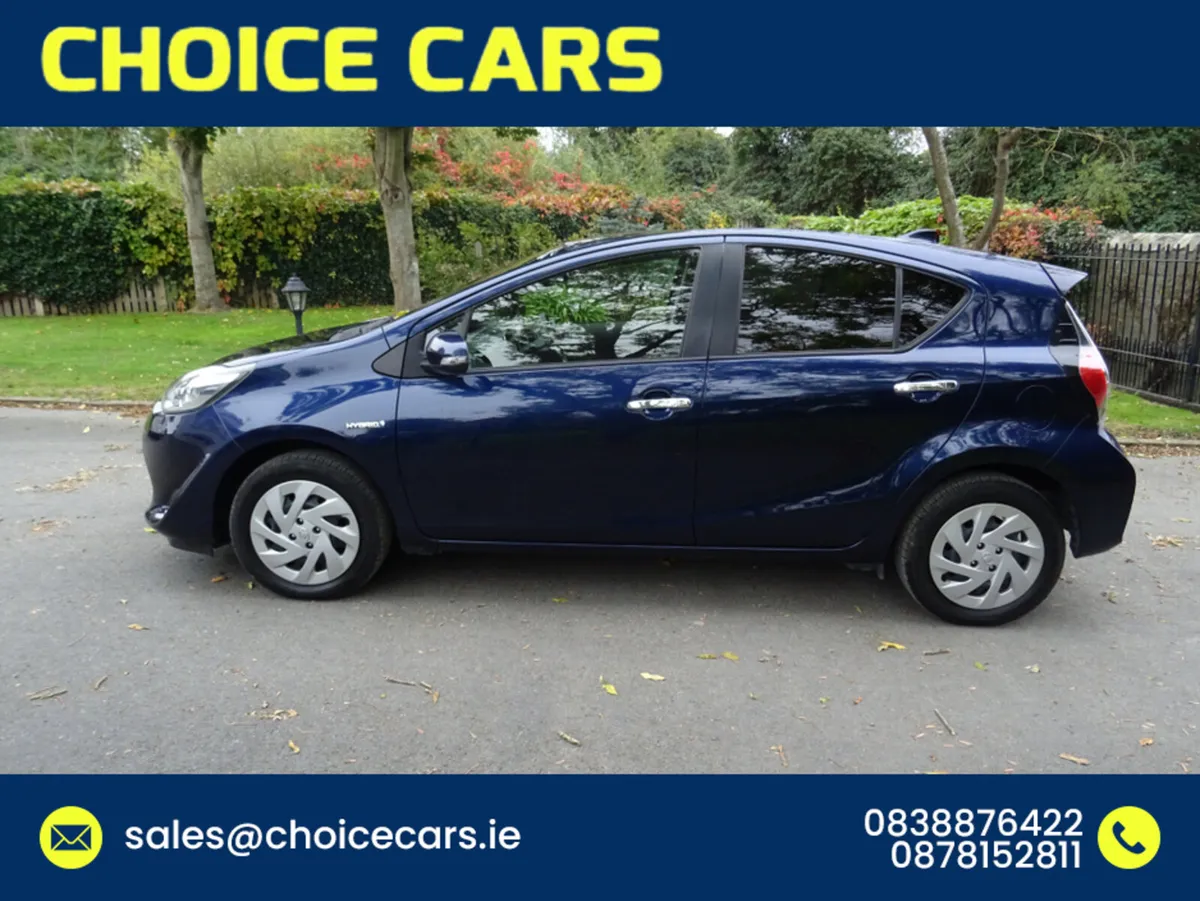 Toyota Aqua 1.5 AUTO HYBRID - Image 3