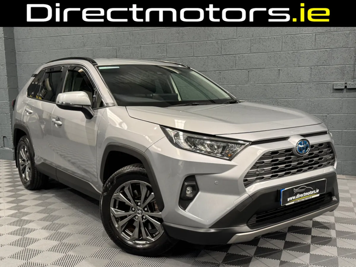 Toyota RAV4 HYBRID SOL 4DR AUTO - Image 3