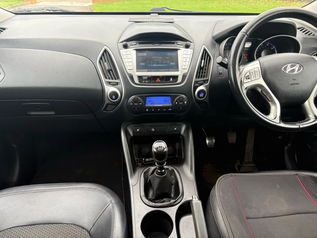 Hyundia ix35 Premium model - Image 4