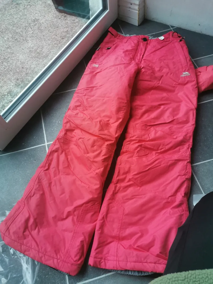 Ski gear - Image 1