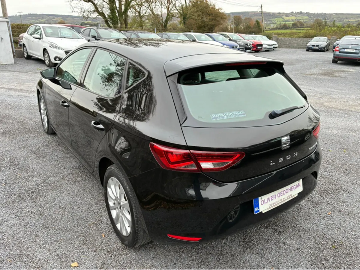 SEAT Leon 1.6 TDI SE TECH ECOMOTIVE 110 BHP - Image 4