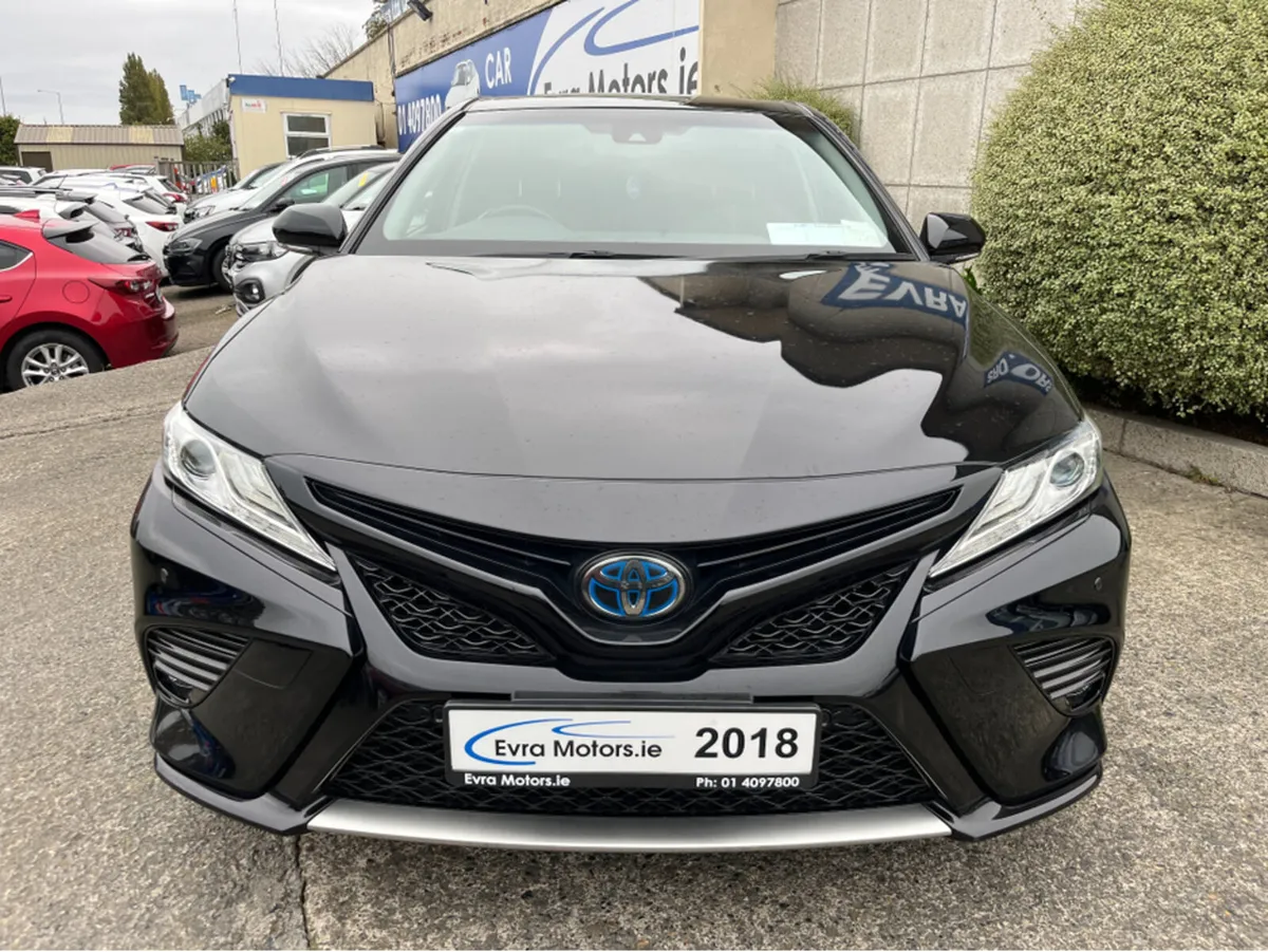 Toyota Camry WS AUTOMATIC HYBRID 2.5 PETROL //REVE - Image 3