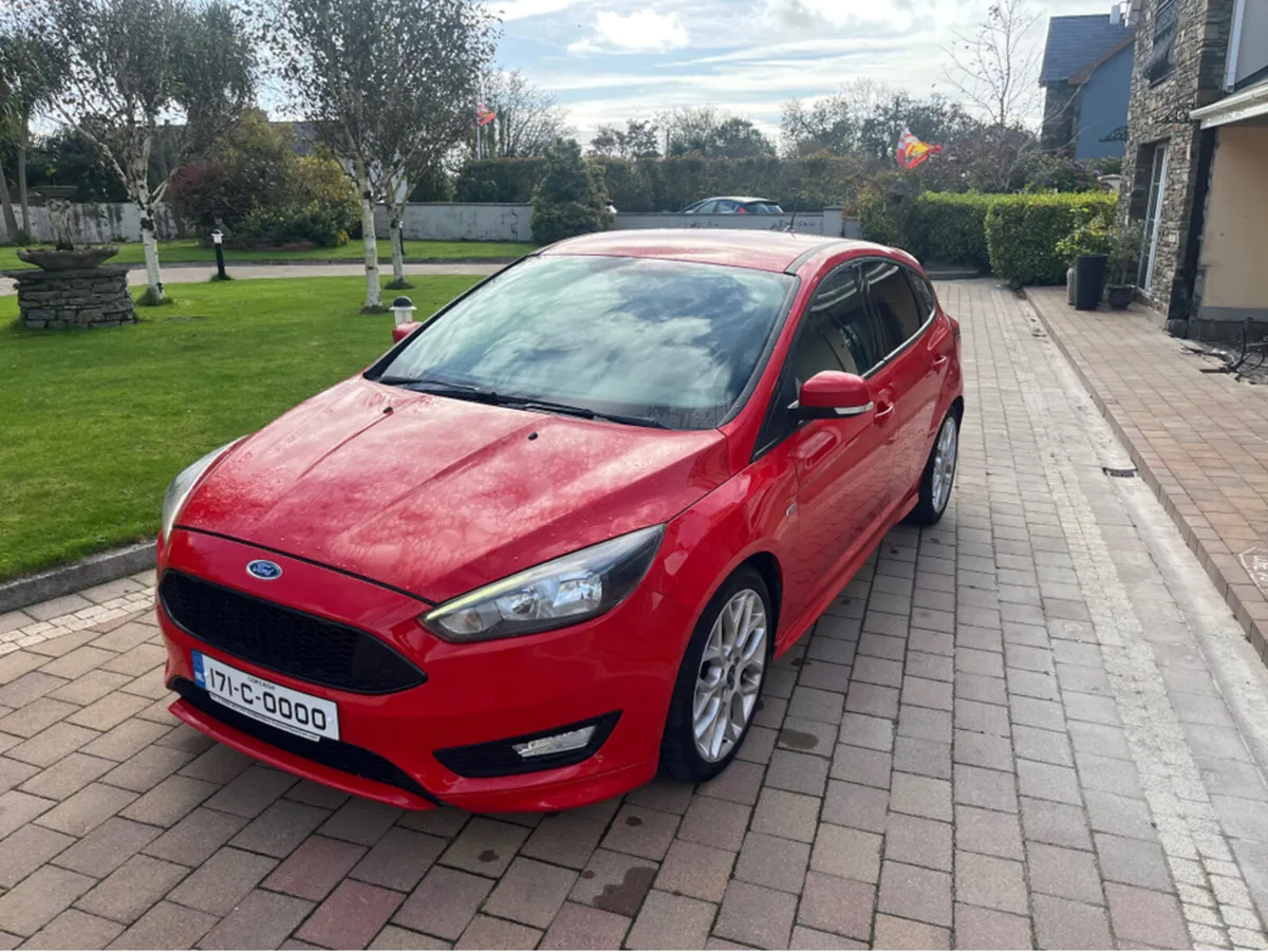 Ford Focus ST-LINE TDCI  EDITION - Image 3