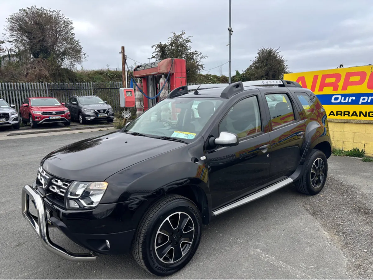 Dacia Duster PRESTIGE 1.5 DCI 110 4X 4DR - Image 4