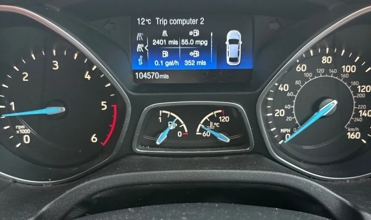 Ford Focus Zetec 2017 - Image 4