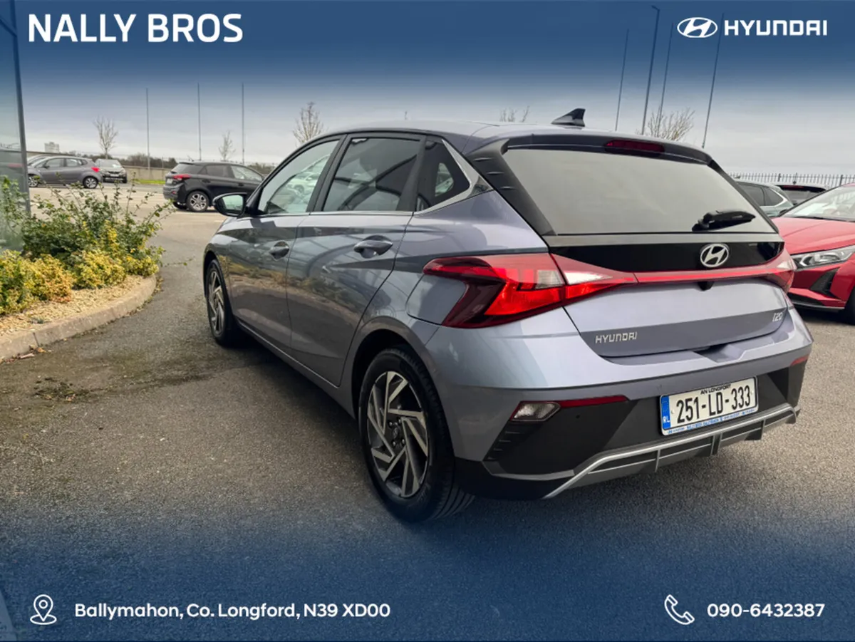Hyundai i20 DELUXE PLUS 5DR - Image 3