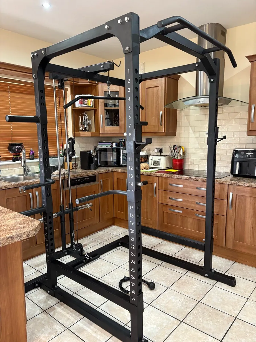 HEAVY 350KG PROFESSIONAL GYM POWER RACK / CABLE!! - Image 1