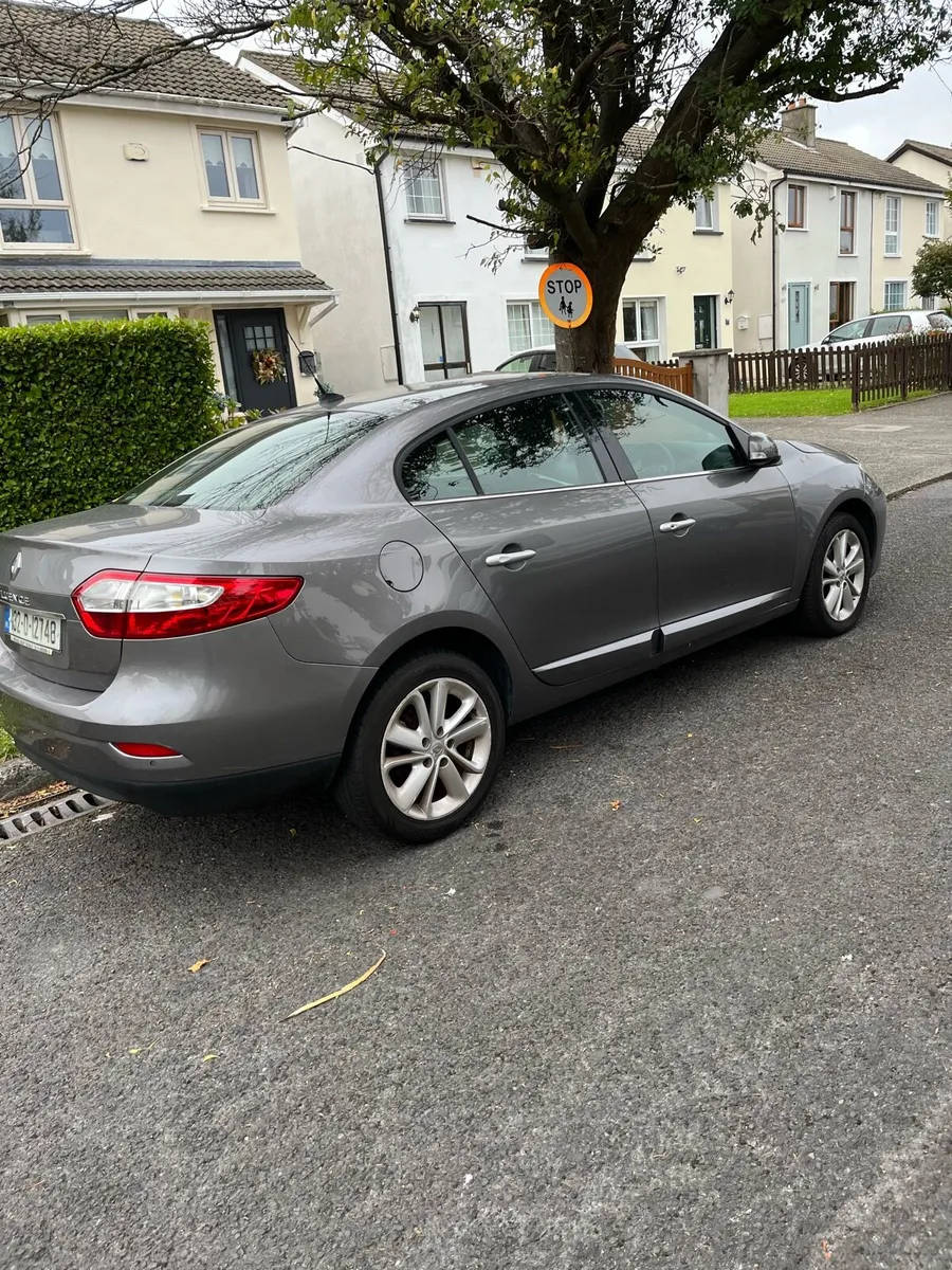 Renault Fluence 1.5 Diesal Automatic 2013 - Image 2
