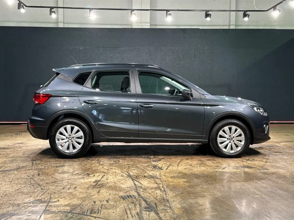 SEAT Arona MANUAL 1.0L TSI - PARKING SENSORS - ALL - Image 3
