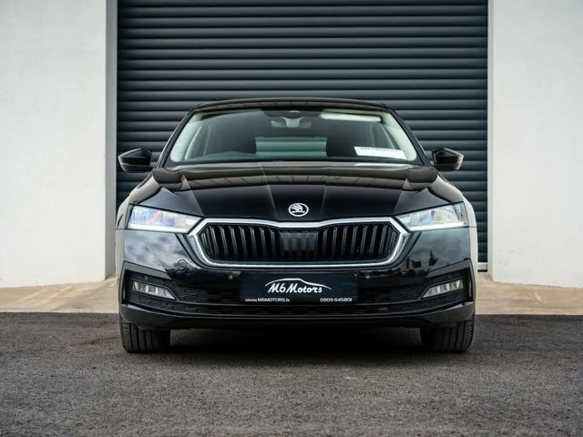 Skoda Octavia SE TECHNOLOGY TDI - Image 2