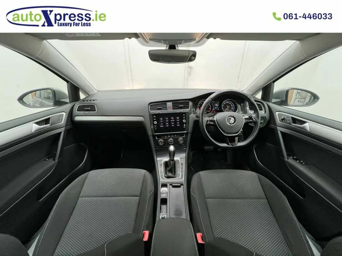 Volkswagen Golf 1.2 TSI Automatic, Reversing camer - Image 2
