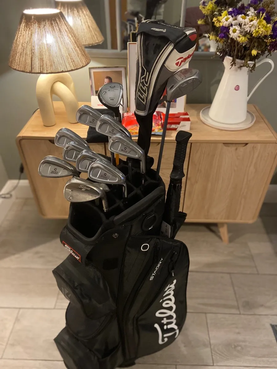 Golf Set - Image 1