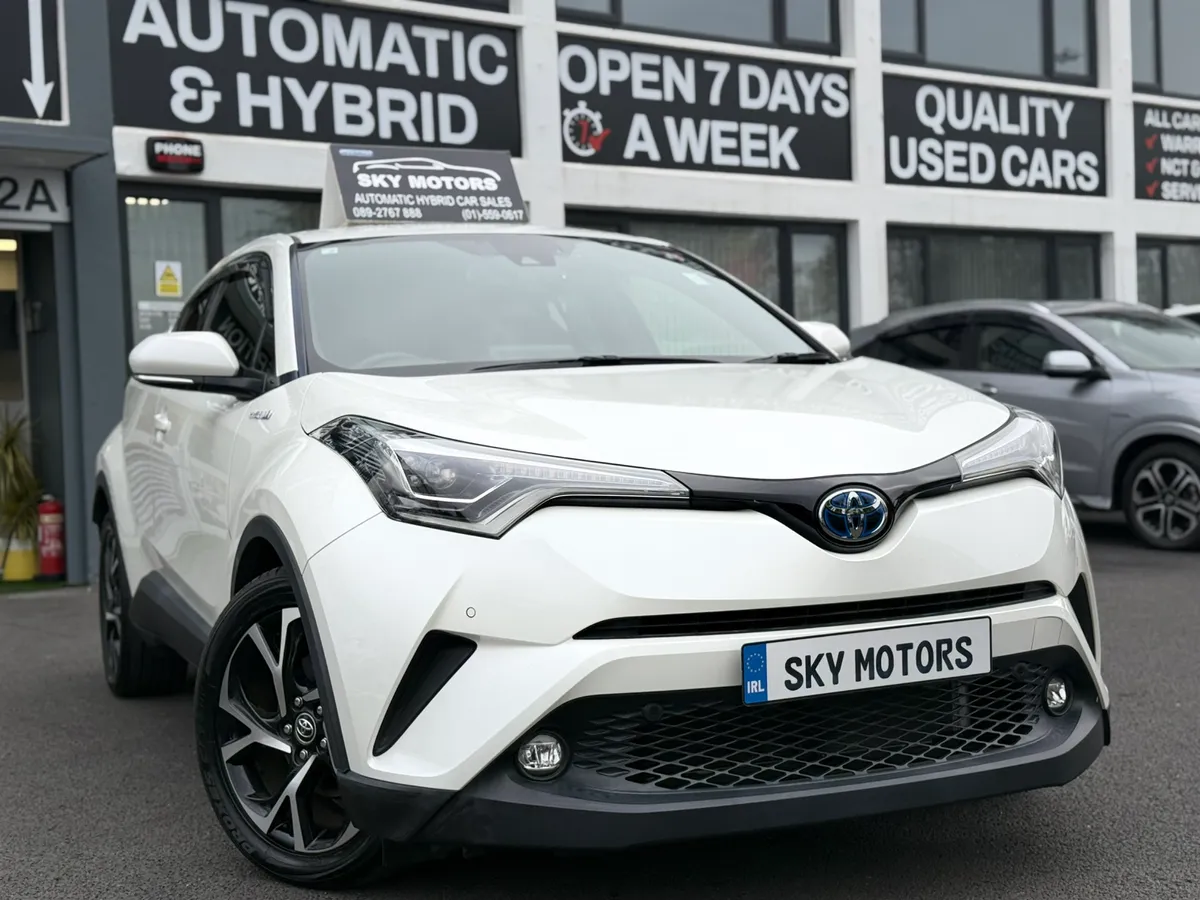 2018 Toyota C-HR  1.8 Hybrid automatic - Image 4