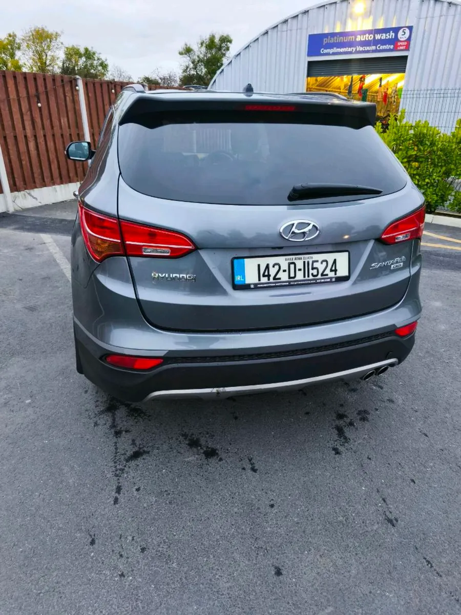 2014 Hyundai Santa Fe 7 seater 2WD NCT - Image 4
