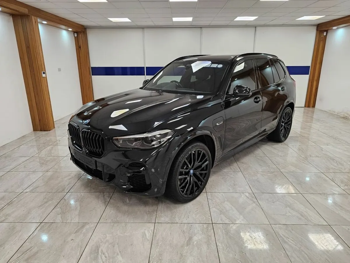 BMW X5 HUGE SPEC // LOW MILES - Image 1