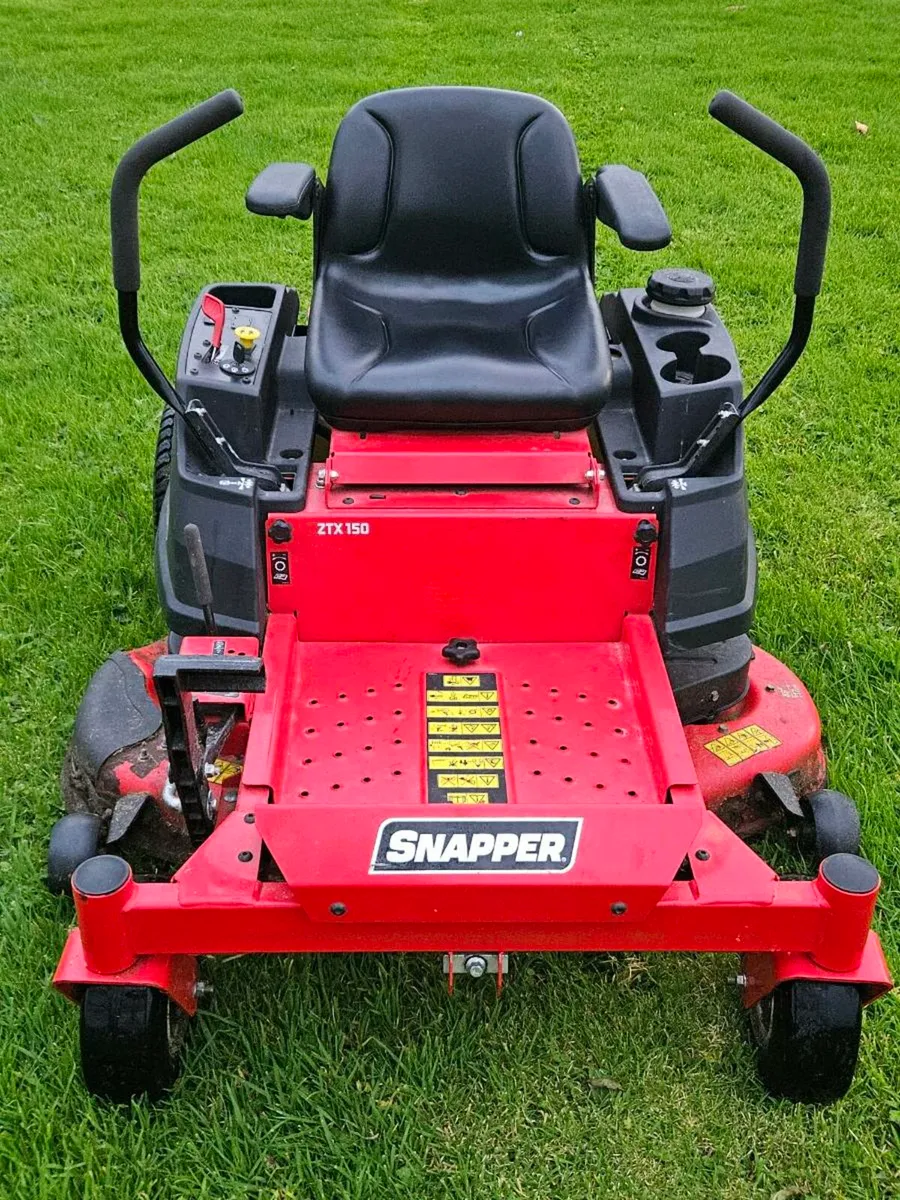 Snapper ztx150 Zero turn - Image 2