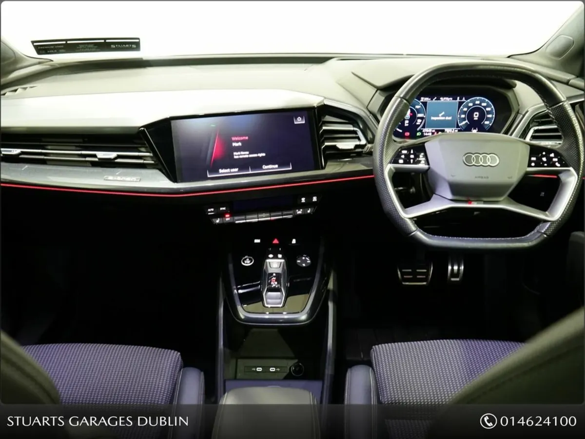 Audi Q4 e-tron S LINE - Image 4