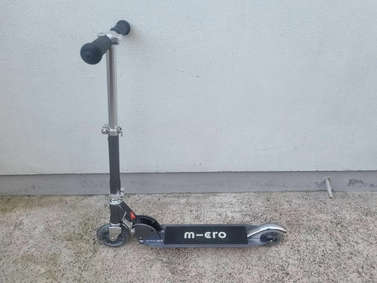 Scooter - Image 1