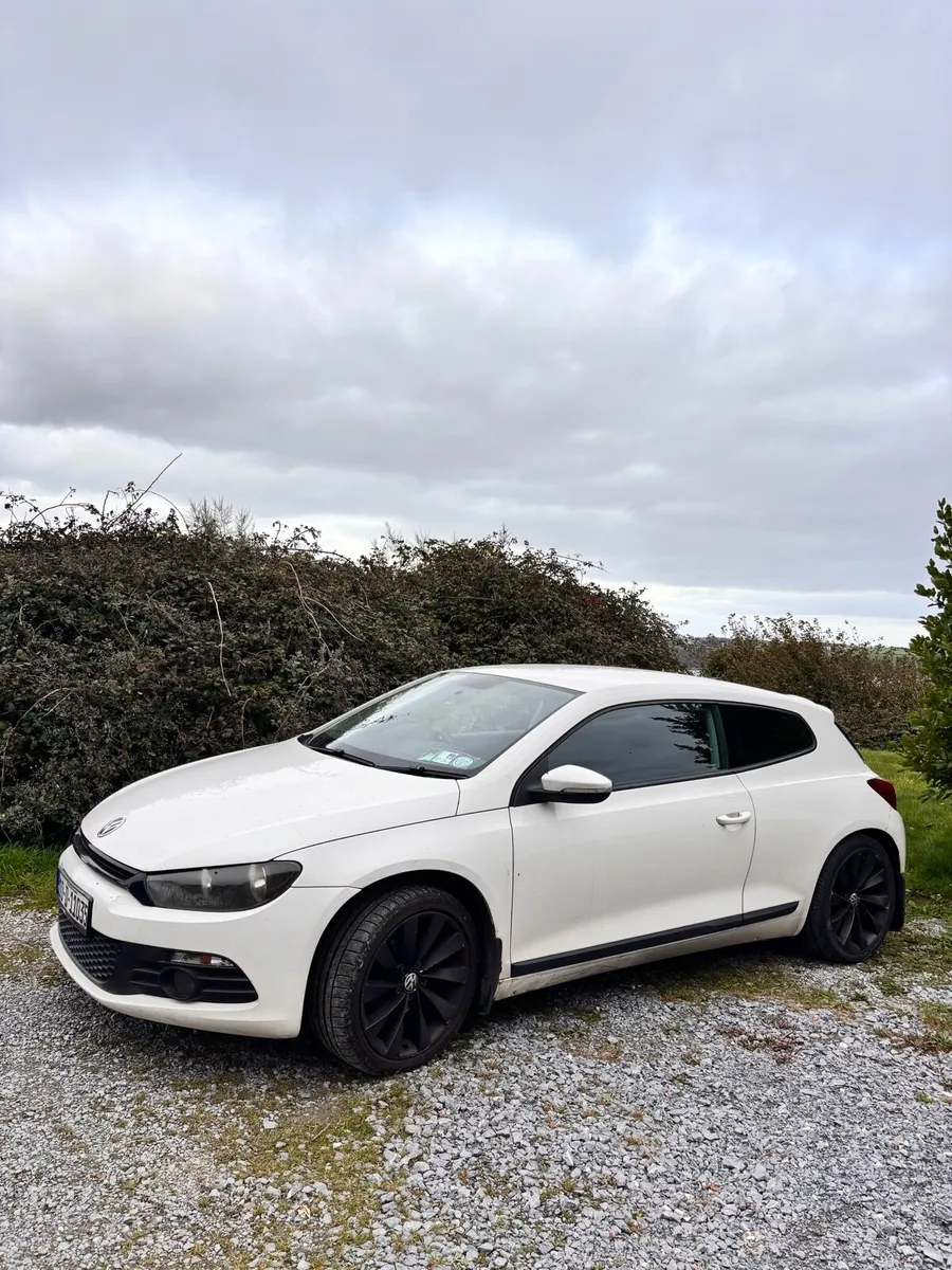 2010 Volkswagen Scirocco 2.0 TDI - Image 2