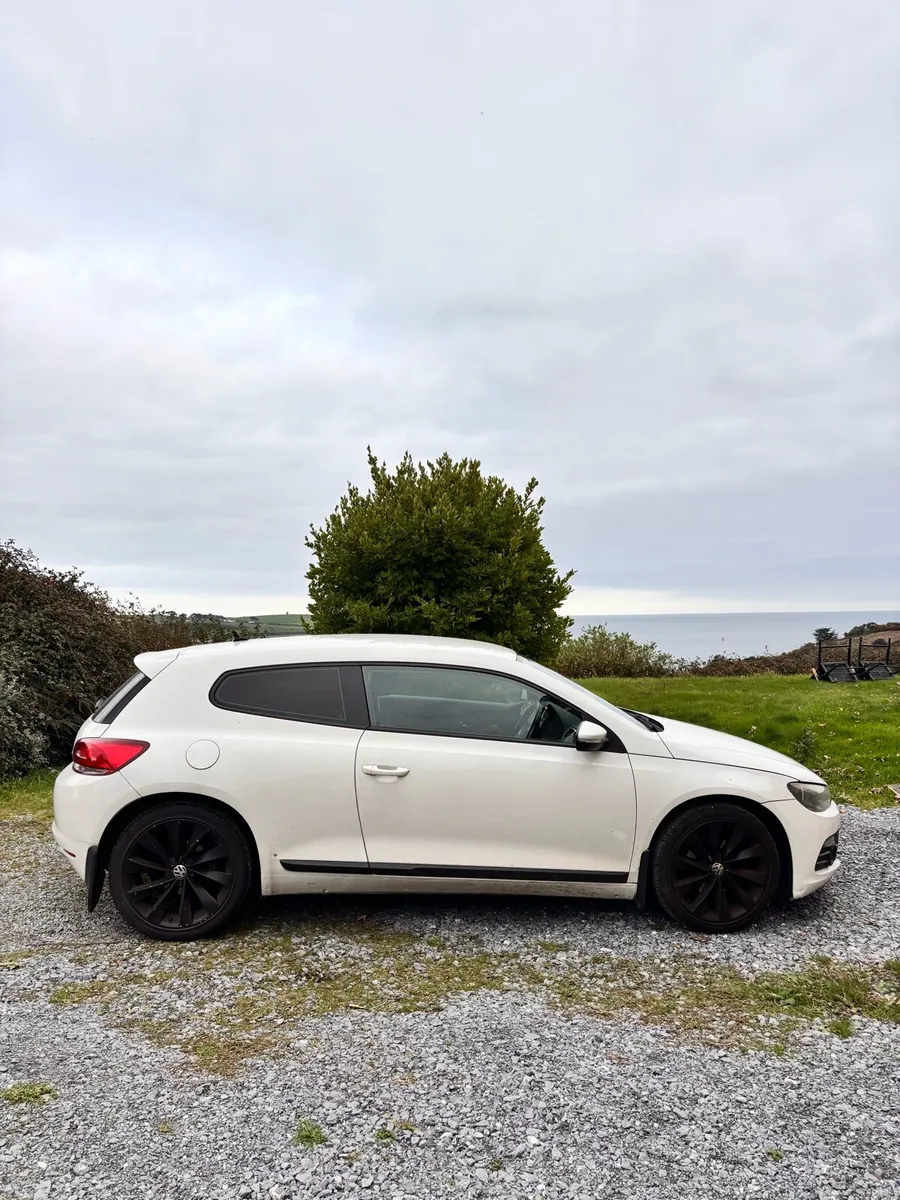 2010 Volkswagen Scirocco 2.0 TDI - Image 3