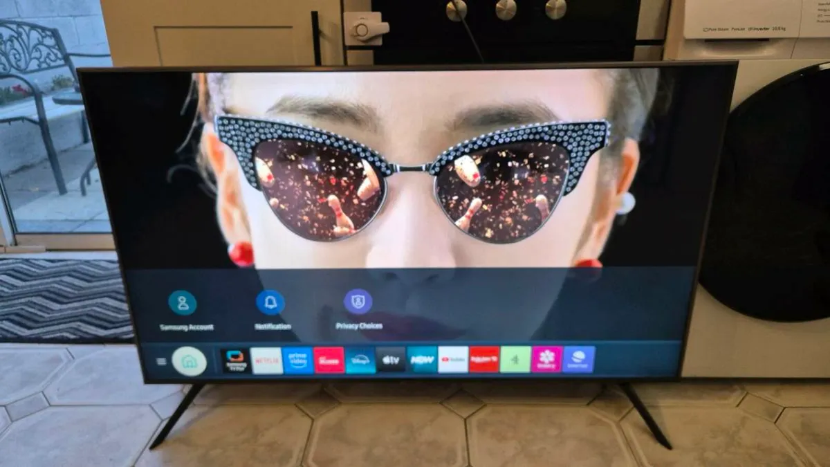 50" Samsung 4K Ultra HD Smart TV - Image 1