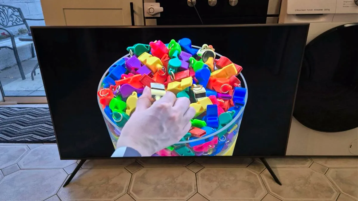 50" Samsung 4K Ultra HD Smart TV - Image 2