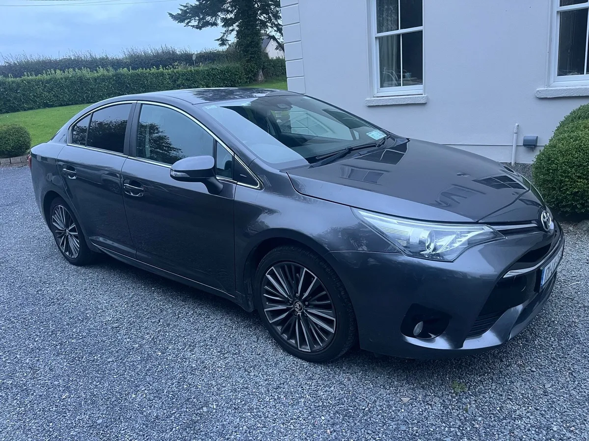 Toyota Avensis - Image 1