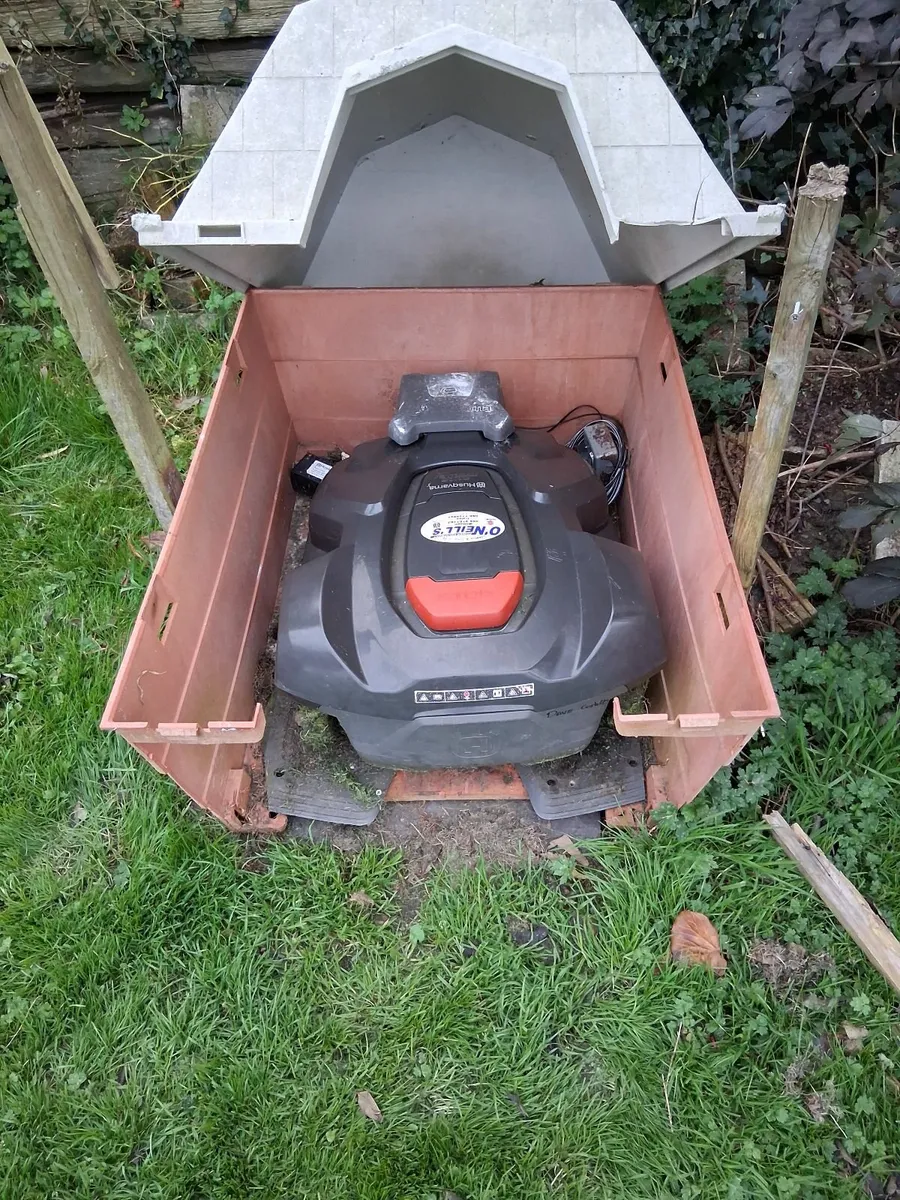 robot lawnmower - Image 2
