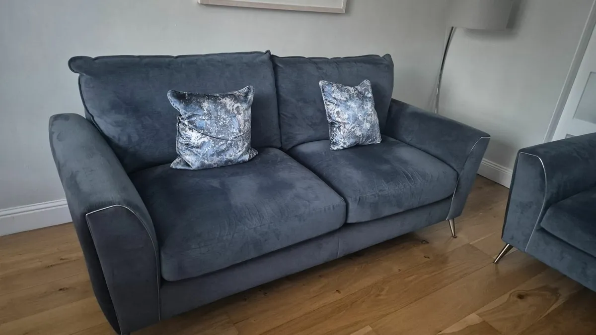 3 Seater Couch plus Armchair - Image 2