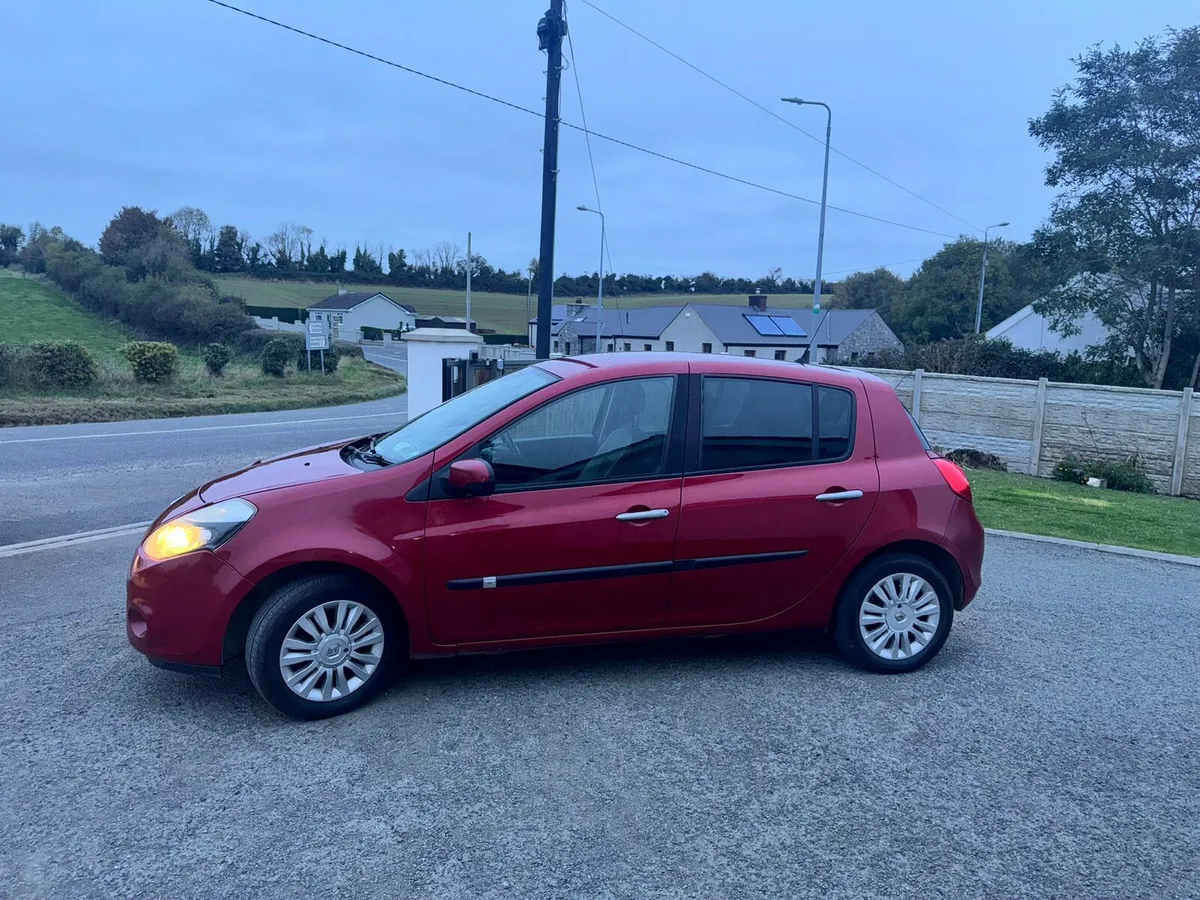 2011 Renault Clio 1.2 Petrol - Image 3