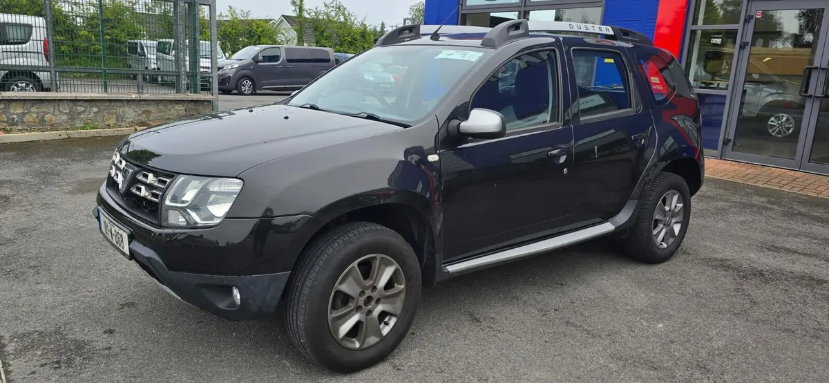 Dacia duster 1.5 diesel manual - Image 1