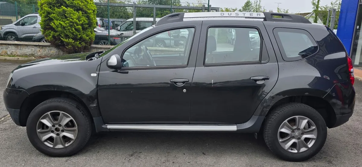 Dacia duster 1.5 diesel manual - Image 3