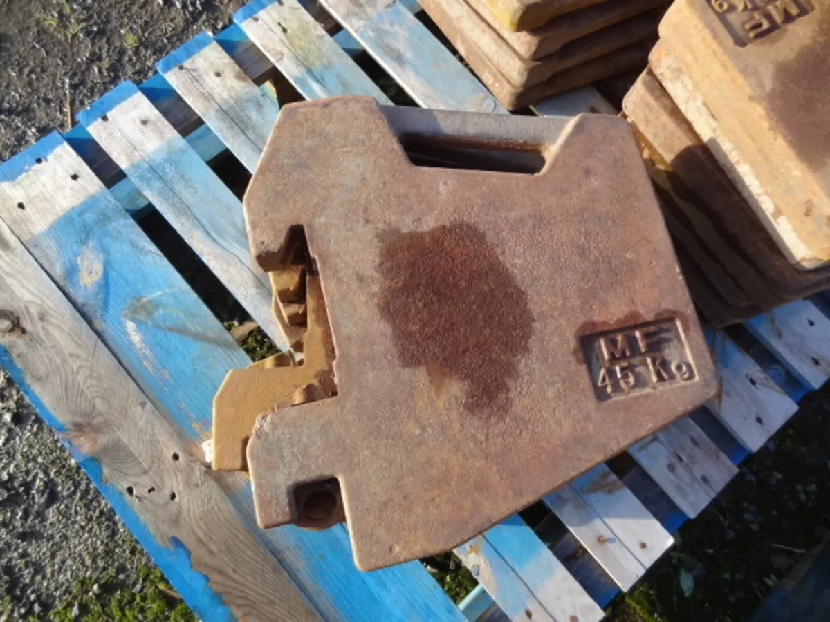 MF Massey Ferguson 45KG Tractor Weights - Image 2